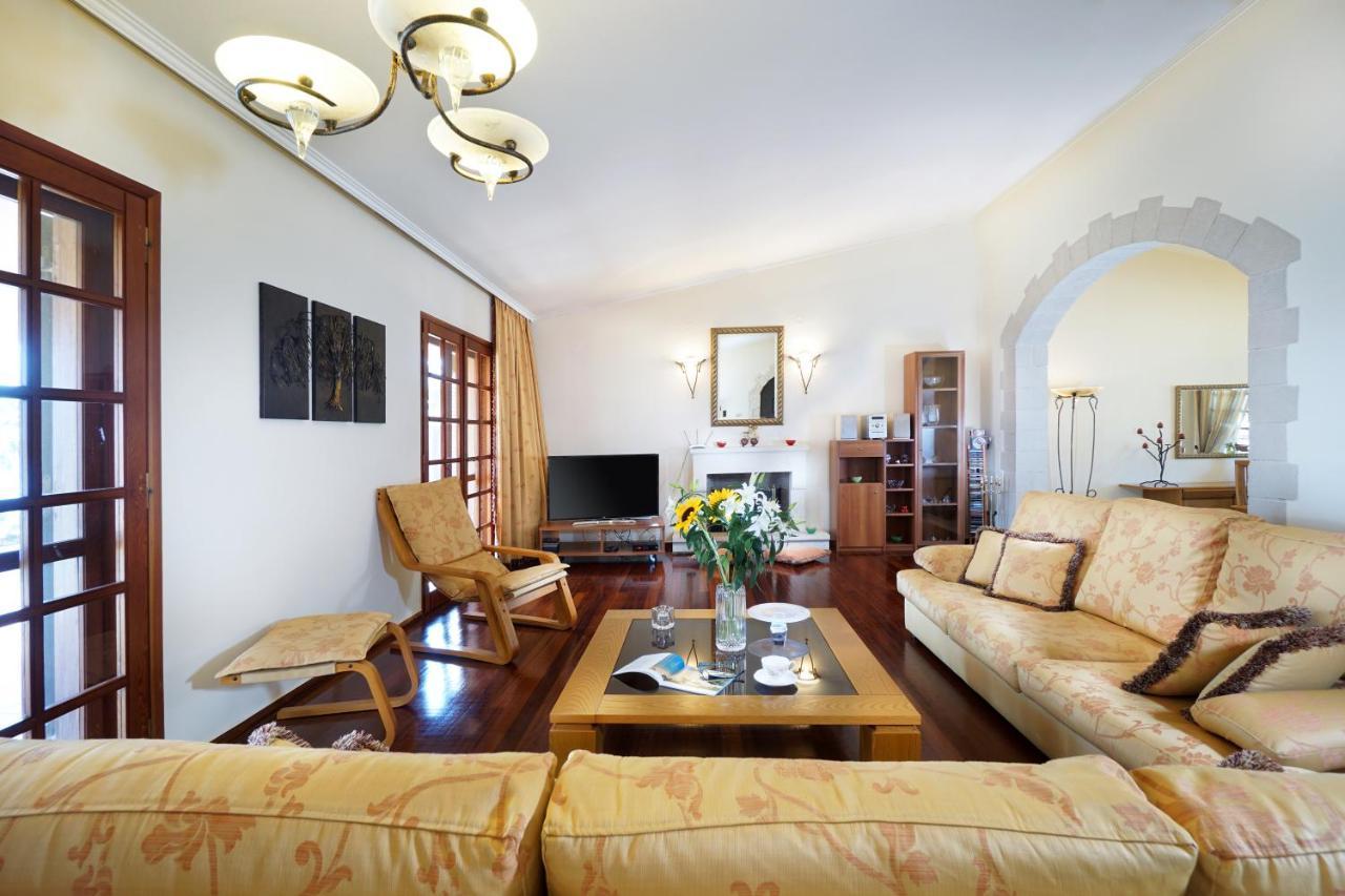 Villa Thealassa Kounoupidhianá Buitenkant foto