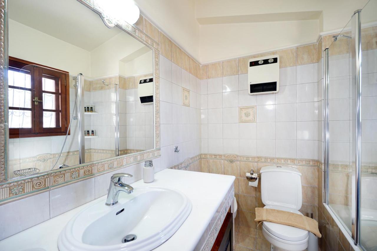 Villa Thealassa Kounoupidhianá Buitenkant foto